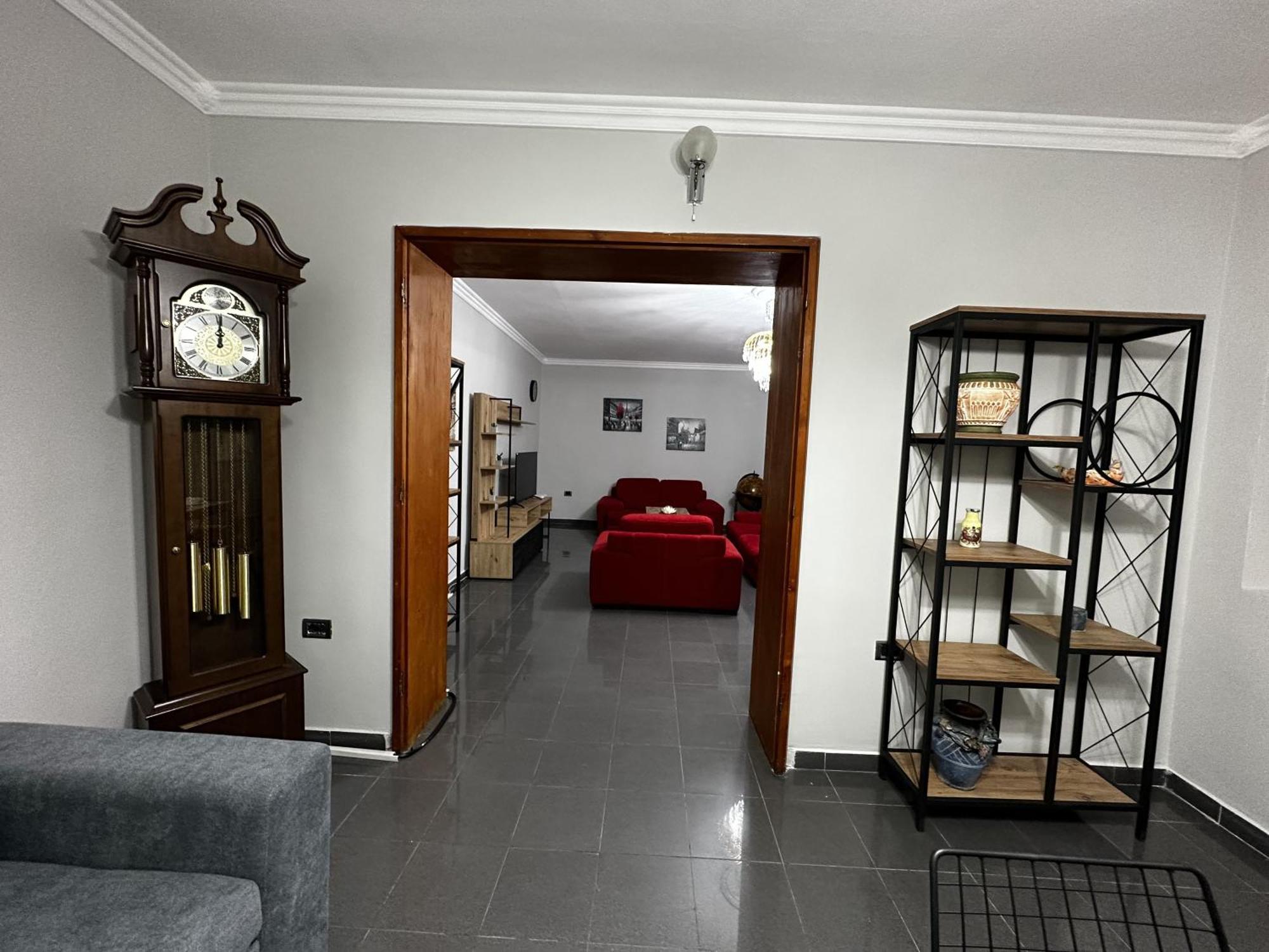 Tirana Treasure: Chic 2Br-Apartment 8Min To Skanderbeg Place ภายนอก รูปภาพ