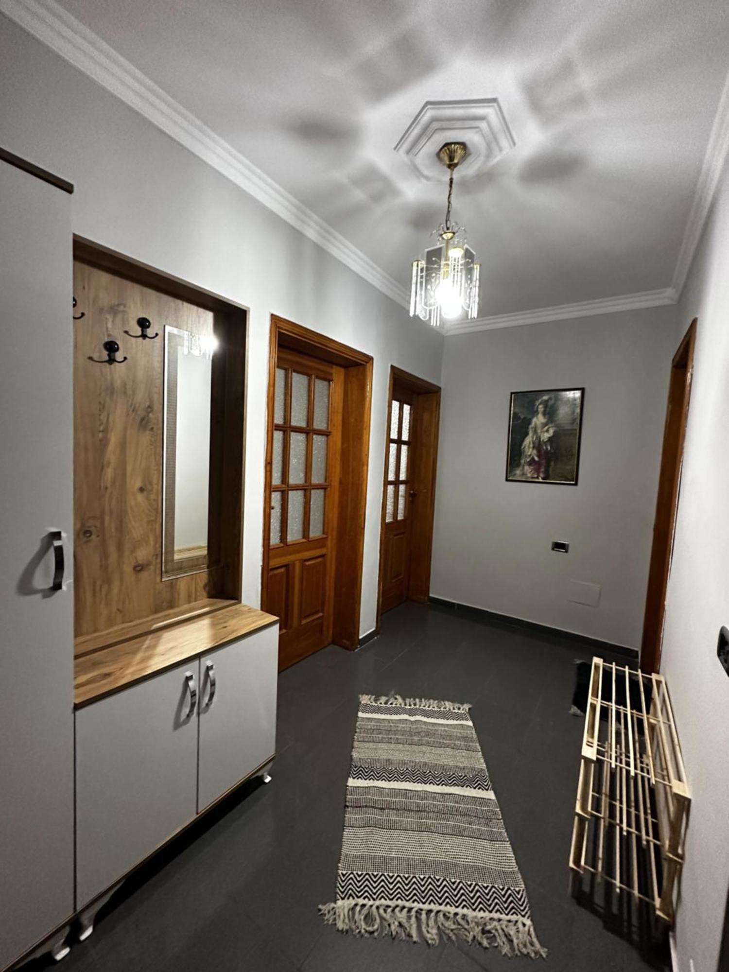 Tirana Treasure: Chic 2Br-Apartment 8Min To Skanderbeg Place ภายนอก รูปภาพ